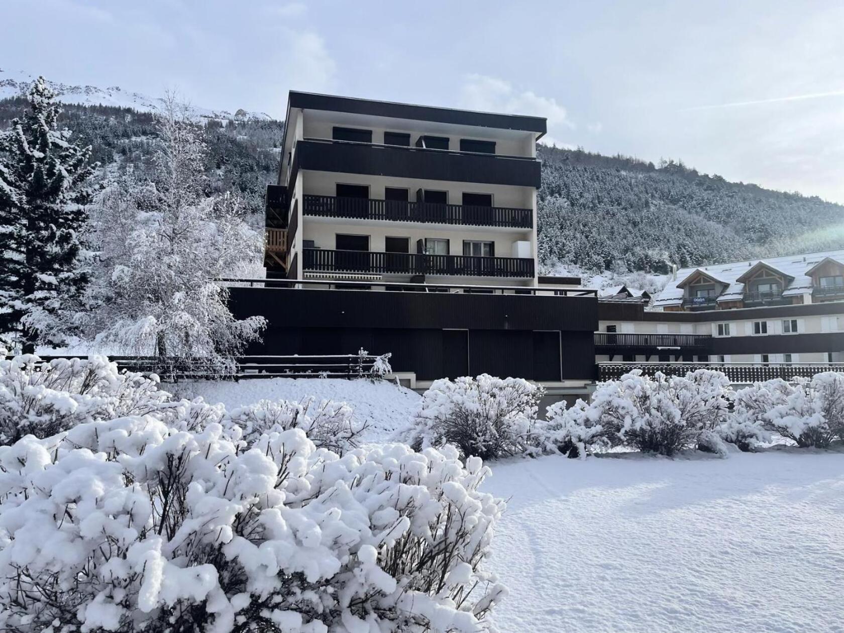 Residence Le Sporting - Studio - Chaleureux - Grande Terrasse Mae-1451 La Salle-les-Alpes Zewnętrze zdjęcie
